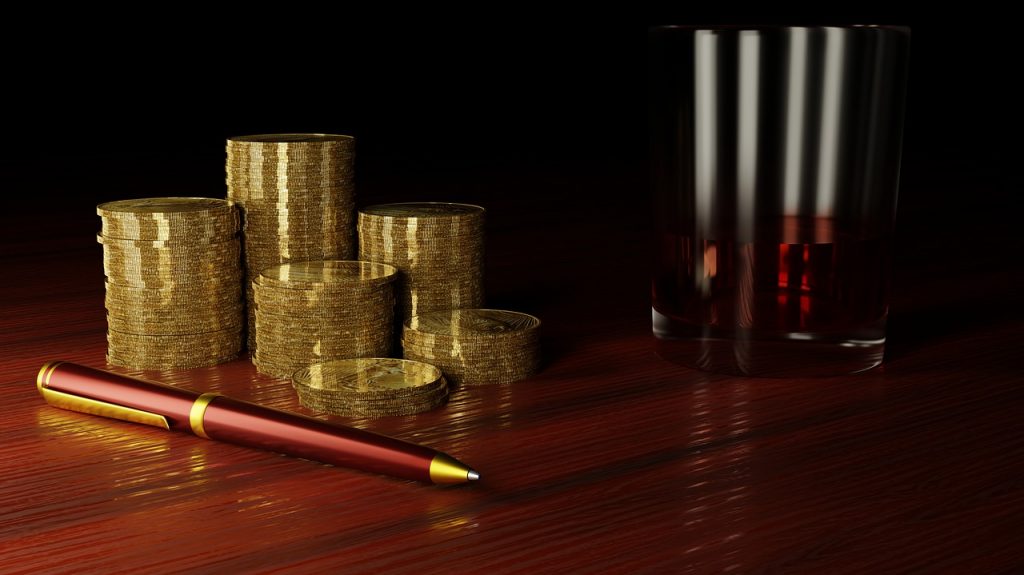 Gold Money Finance Financial Pen - kvvmiass / Pixabay